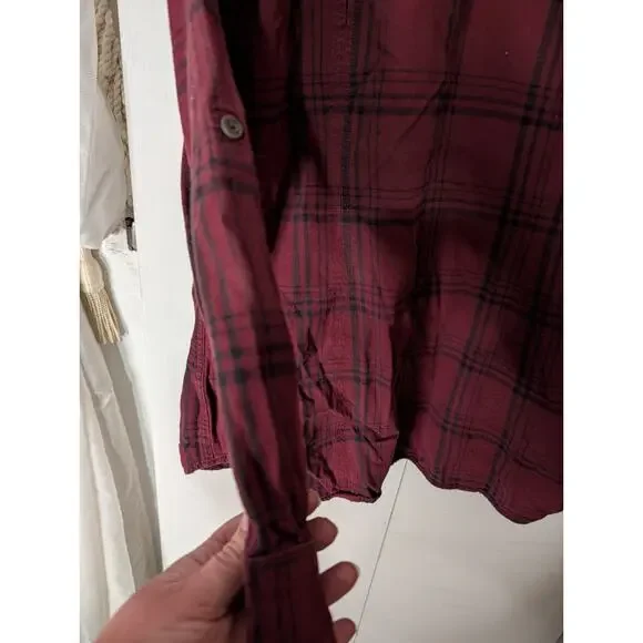 Duluth Trading Co Free Swingin Flannel Shirt Womens Large Red Plaid Button Down - Picture 7 of 9